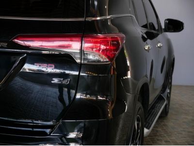 TOYOTA FORTUNER 2.8TRD NAVI 4WD เกียร์AT ปี20 รูปที่ 3